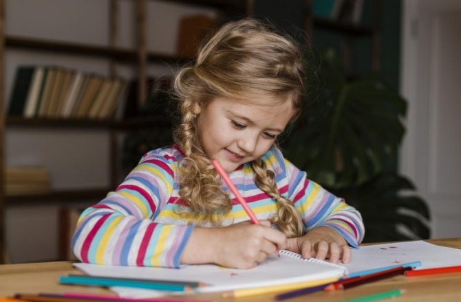 Как обучить детей письму и написанию имени