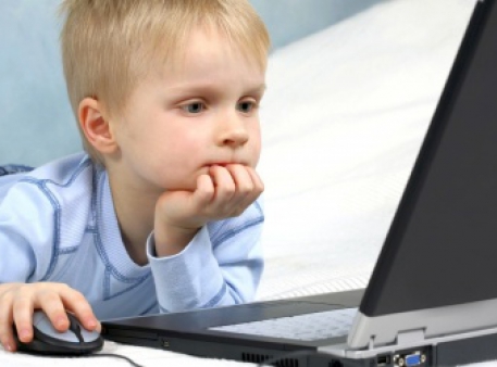 Влияние электронных устройств на мозг детей