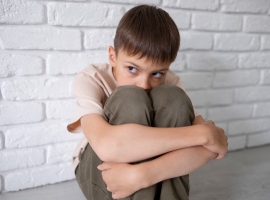 Как тревожность приводит к агрессии у детей