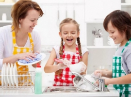Как приучить детей выполнять обязанности дома  