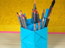 Модульное оригами: подставка для карандашей 