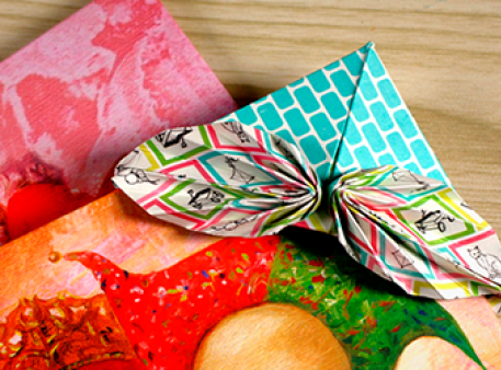 Закладка-уголок с бантиком в технике оригами 