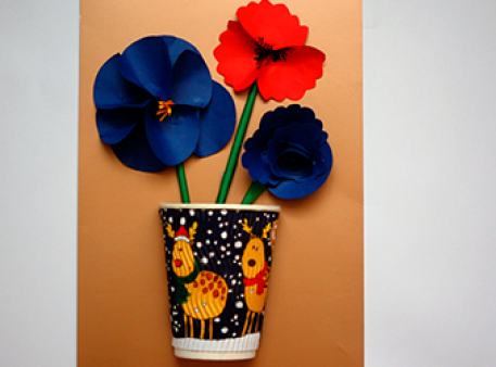 Панно с цветами в вазе: как добиться 3D-эффекта 